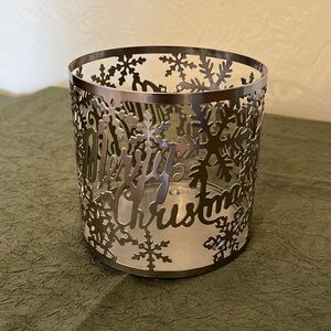 Hobby Lobby Christmas candle holder, 4.25” round